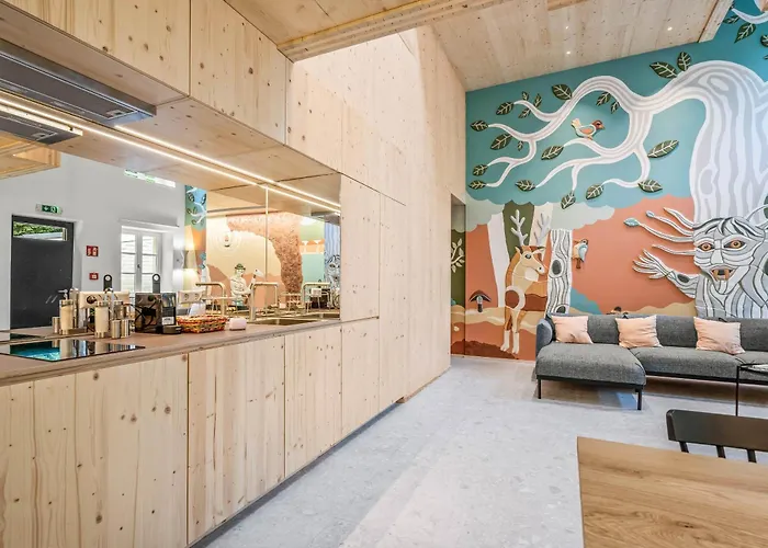 Maison Lasauvage بيت للعطل