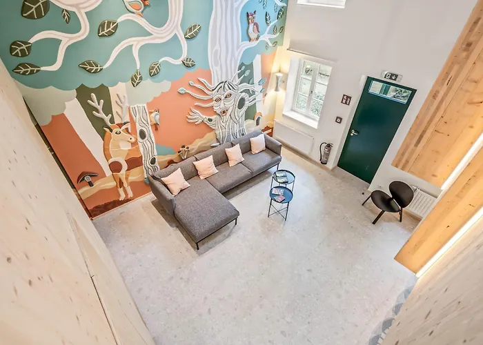 Maison Lasauvage بيت للعطل